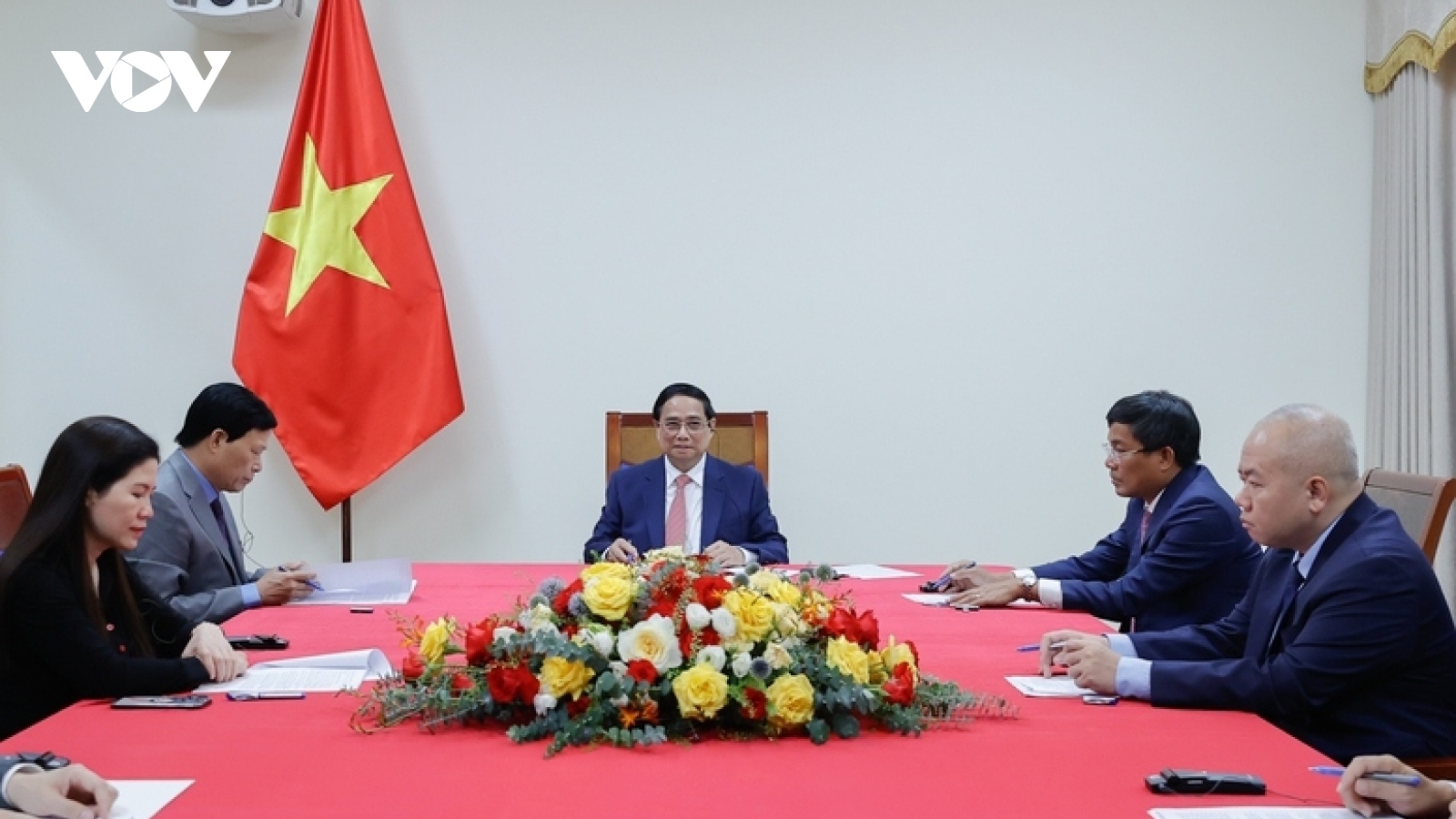 PM Pham Minh Chinh holds phone talks with his new Thai counterpart